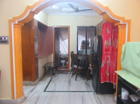 1283185325-6) Li id 361 - Dinning Hall.JPG